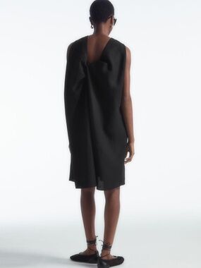 COS Black Twist-Detail Mini Dress NWT Size 6